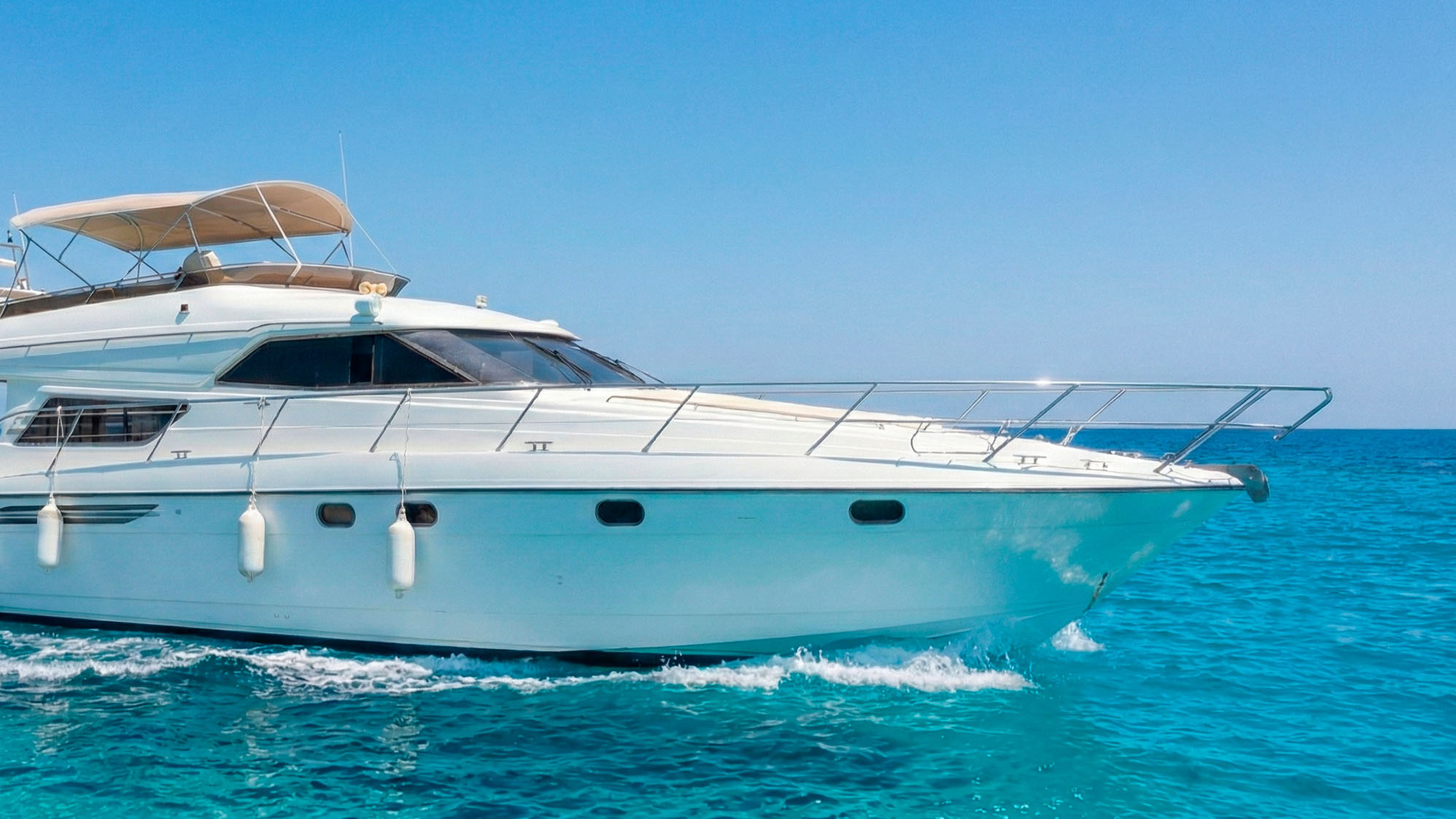 The Avalon - luxury yacht in Valencia